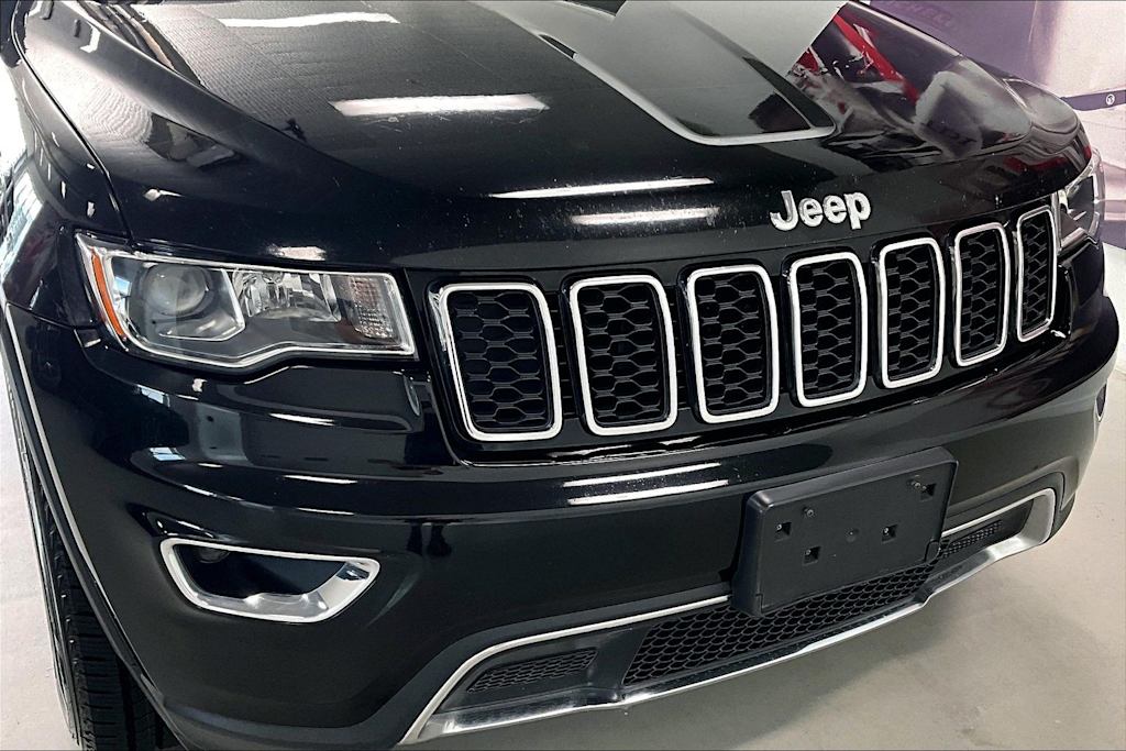 Thumbnail: 2018 Jeep Grand Cherokee - 30