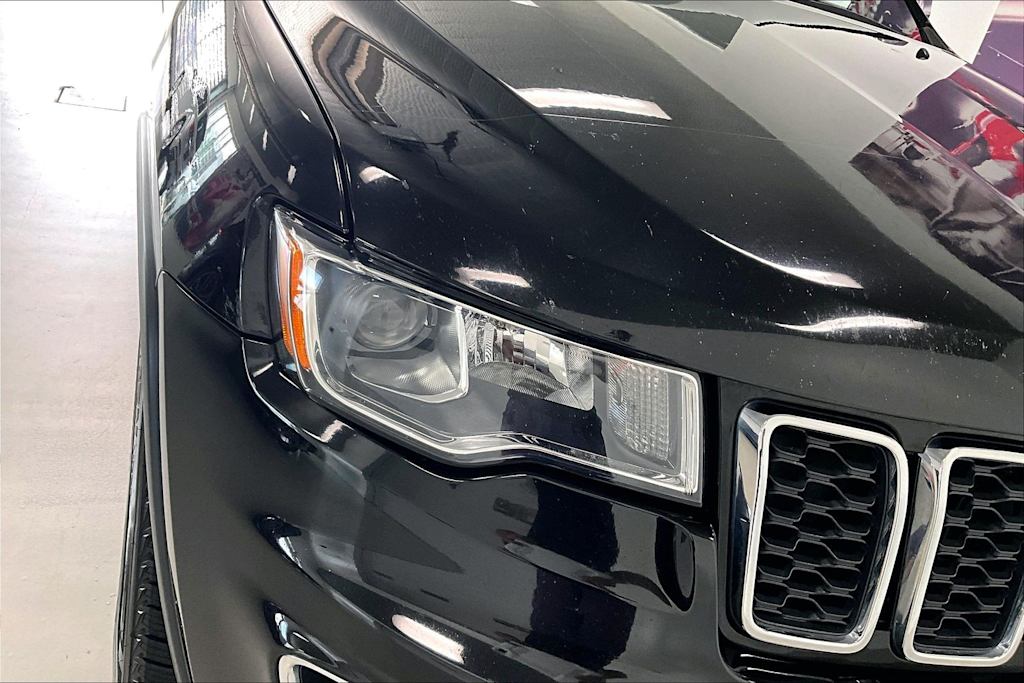 Thumbnail: 2018 Jeep Grand Cherokee - 28