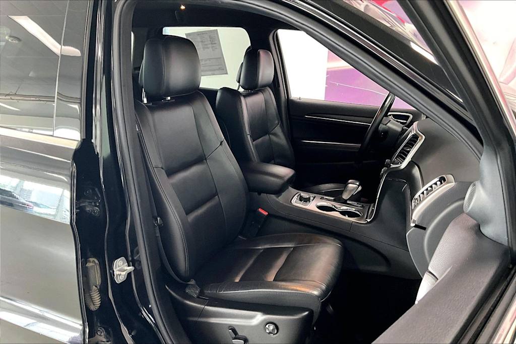 Thumbnail: 2018 Jeep Grand Cherokee - 10