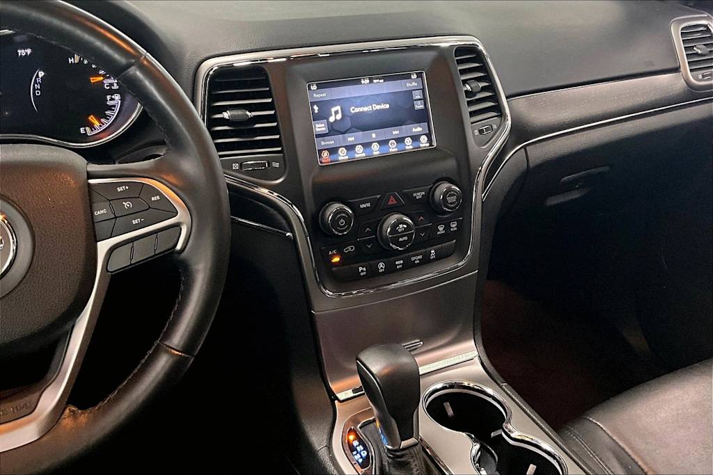 Thumbnail: 2018 Jeep Grand Cherokee - 13