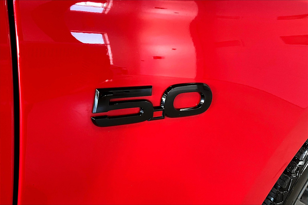 Thumbnail: 2019 Ford Mustang - 6