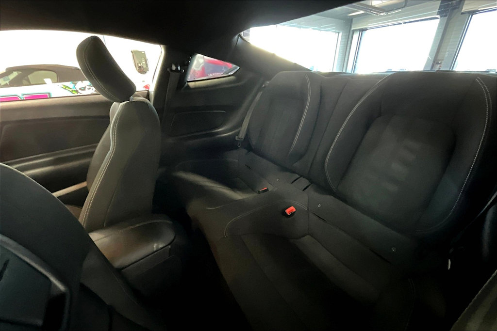 Thumbnail: 2019 Ford Mustang - 12