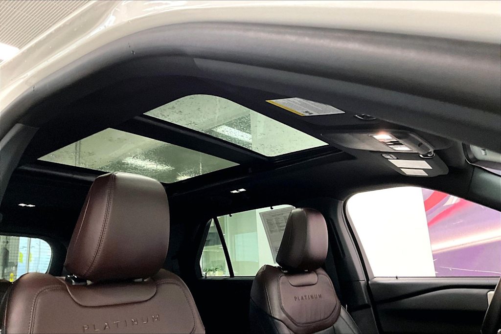 Thumbnail: 2023 Ford Explorer - 28