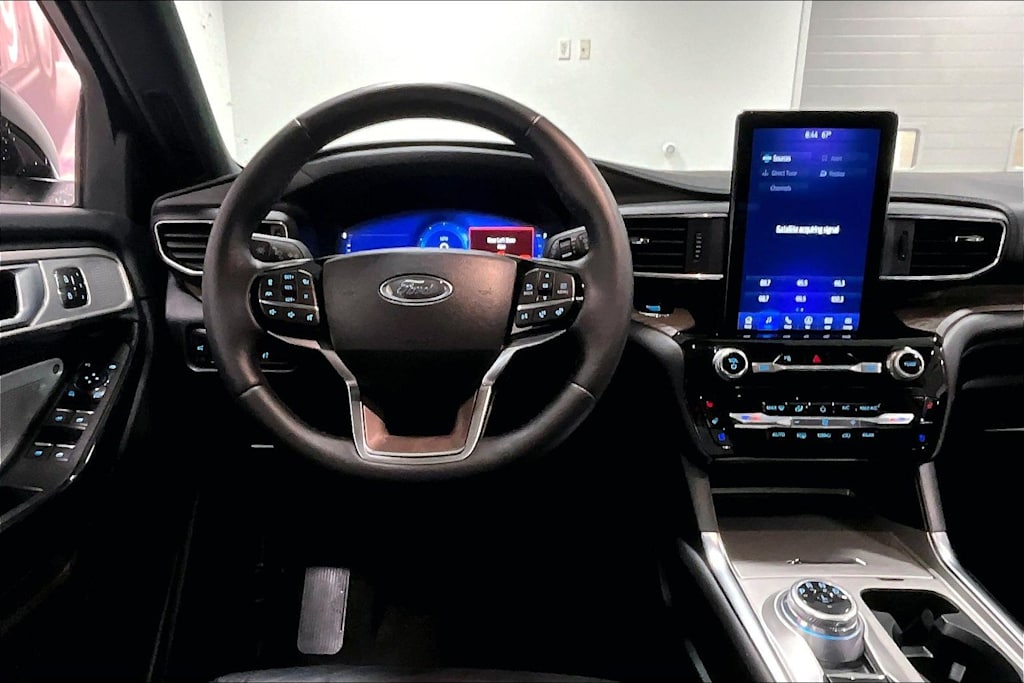 Thumbnail: 2023 Ford Explorer - 13