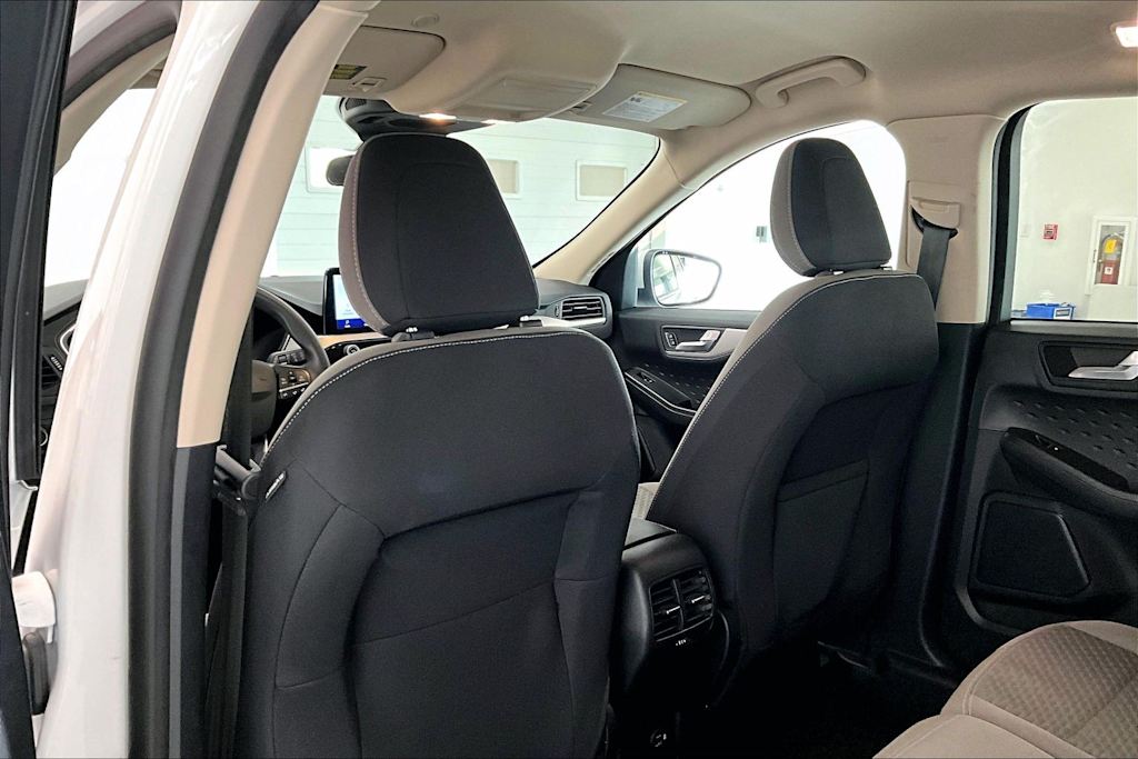 Thumbnail: 2020 Ford Escape - 12