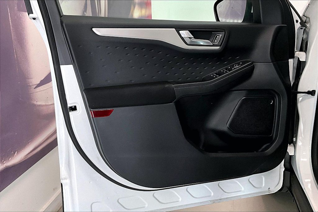 Thumbnail: 2020 Ford Escape - 24