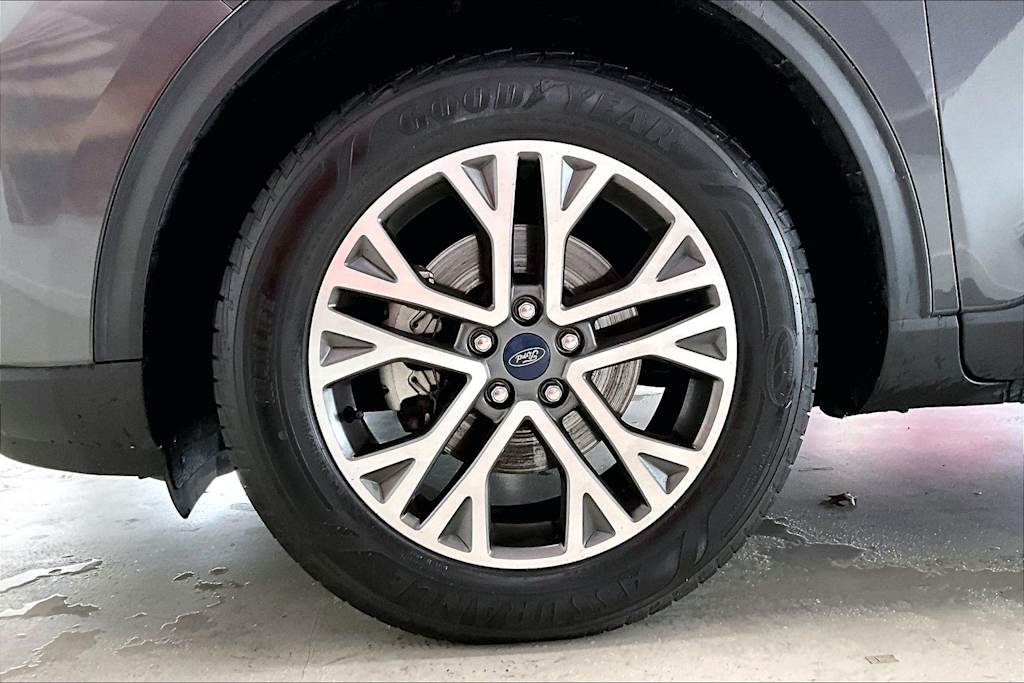 Thumbnail: 2020 Ford Escape - 8