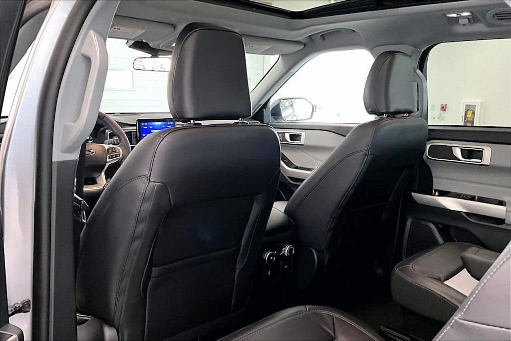 Thumbnail: 2023 Ford Explorer - 12