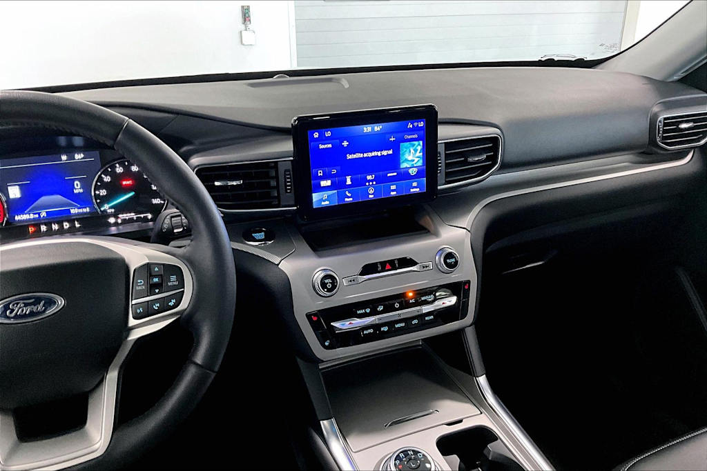 Thumbnail: 2023 Ford Explorer - 14