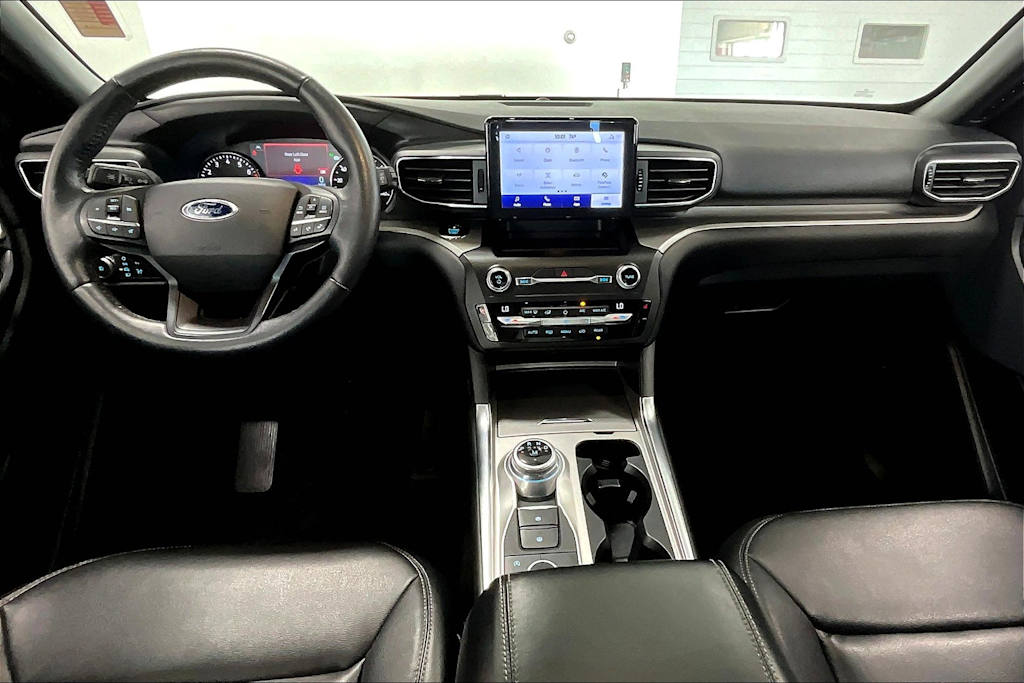 2020 Ford Explorer XLT 8
