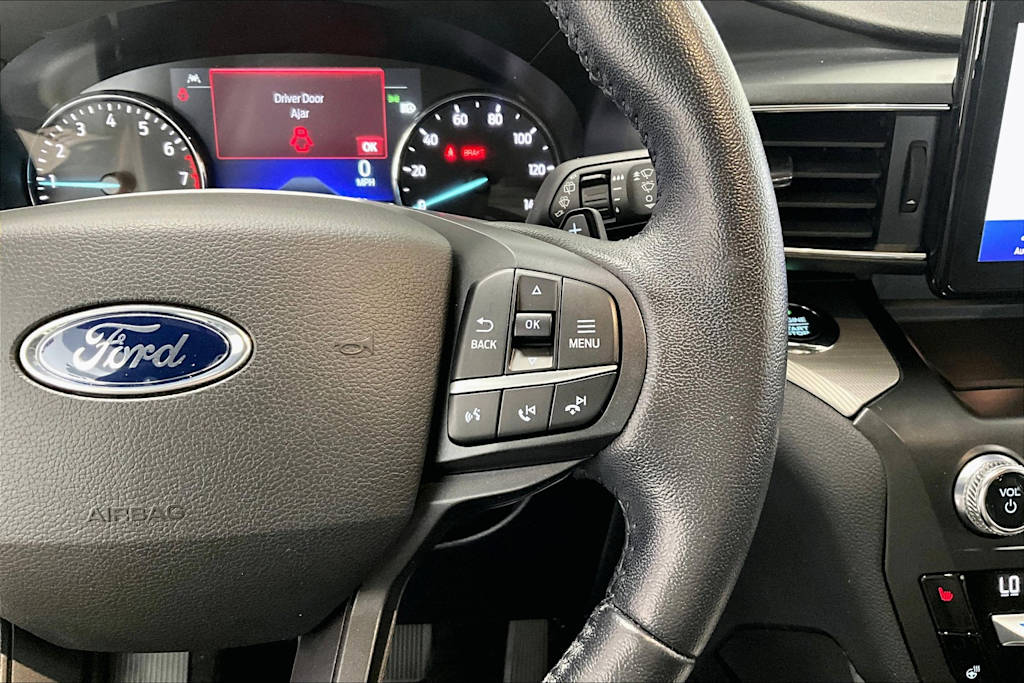2020 Ford Explorer XLT 22