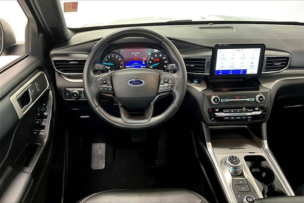 2020 Ford Explorer XLT 12
