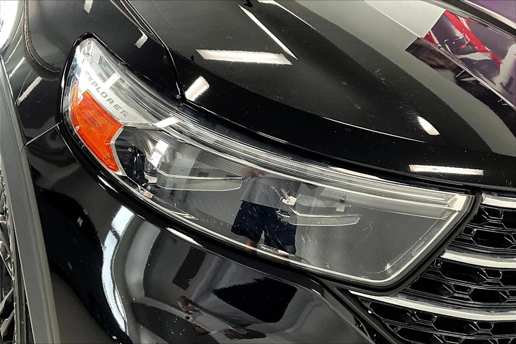 2020 Ford Explorer XLT 28