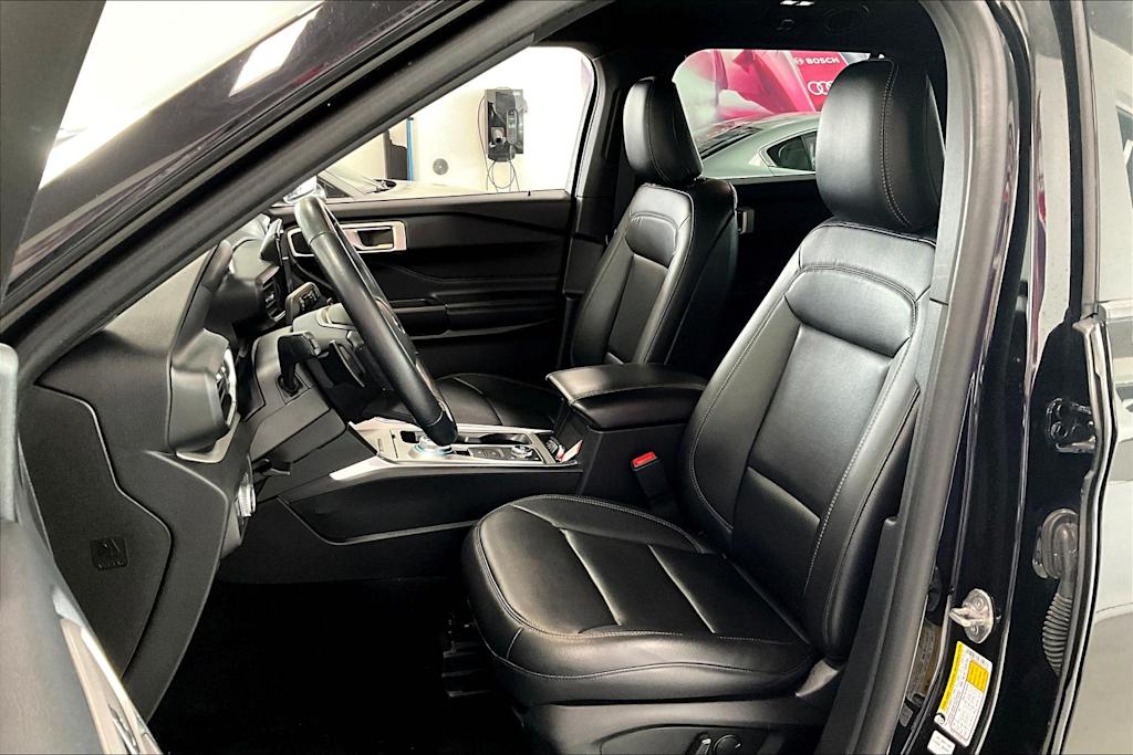 2020 Ford Explorer XLT 9