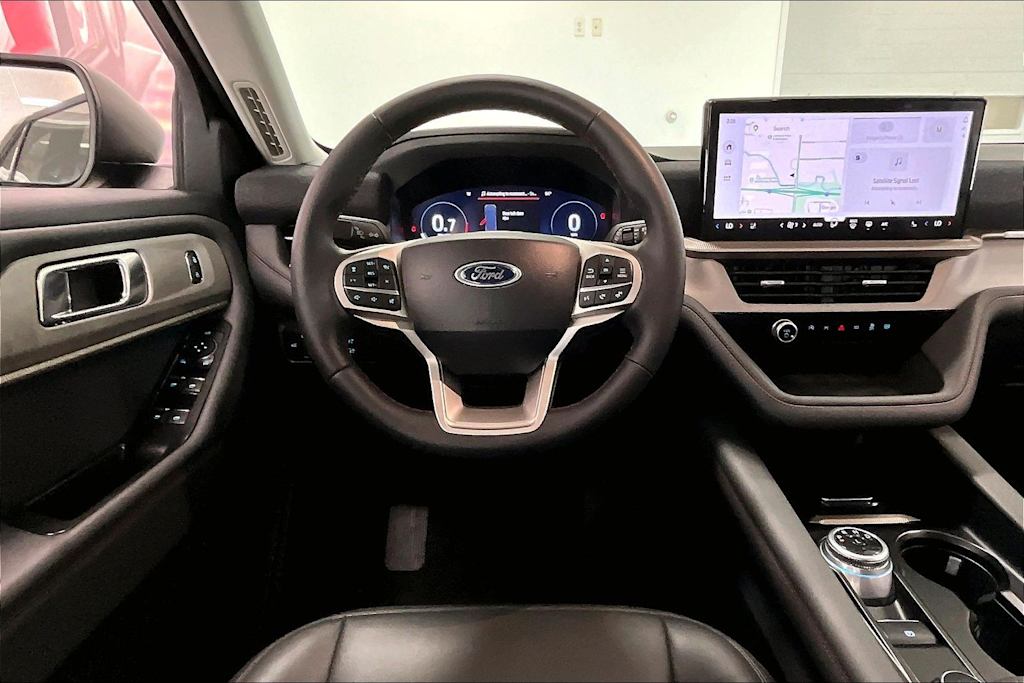 Thumbnail: 2025 Ford Explorer - 12
