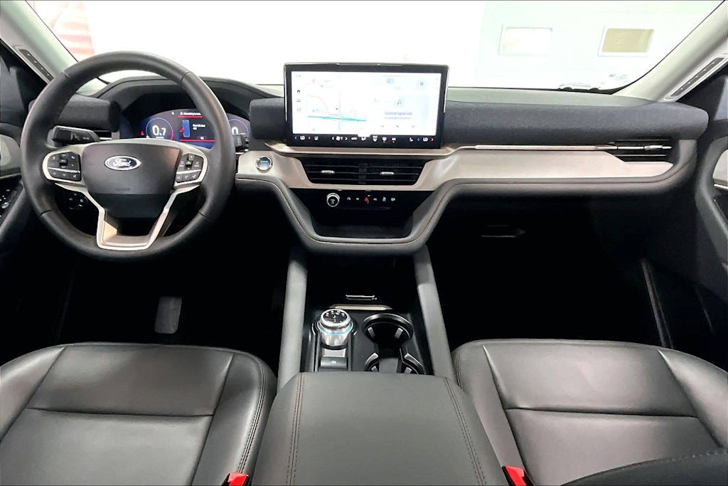 Thumbnail: 2025 Ford Explorer - 8