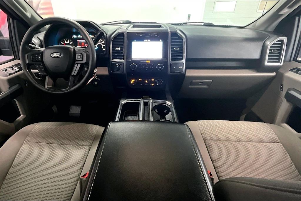 Thumbnail: 2018 Ford F-150 - 9