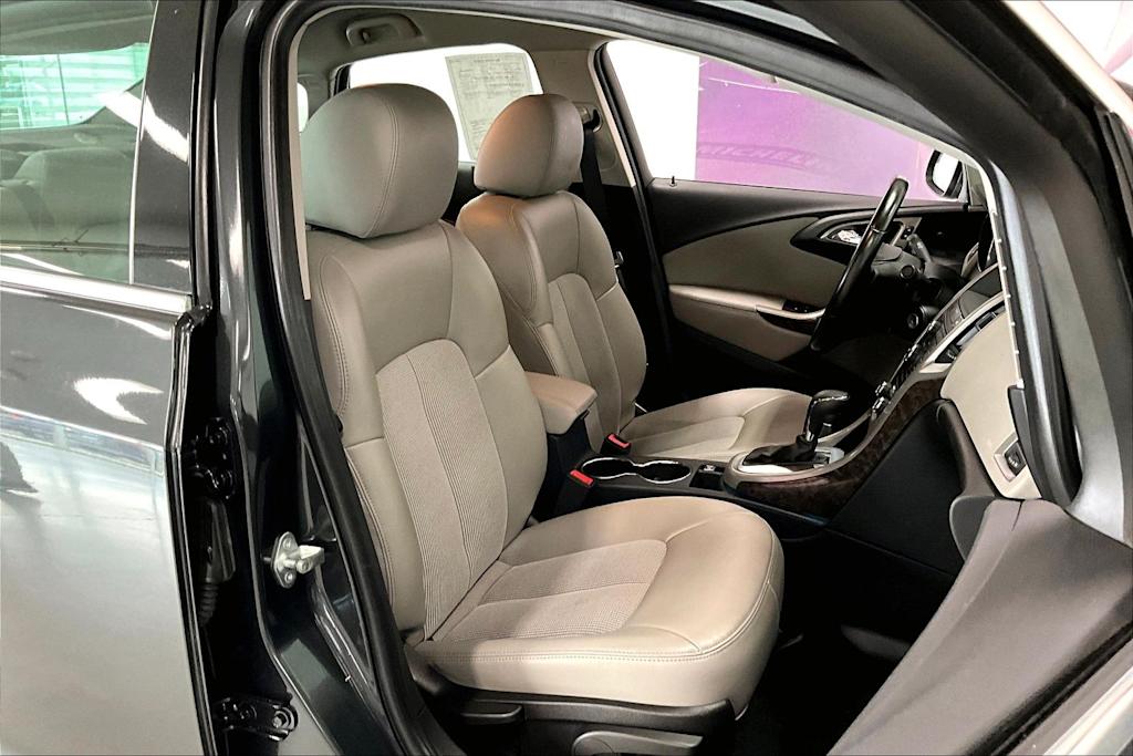 Thumbnail: 2015 Buick Verano - 10