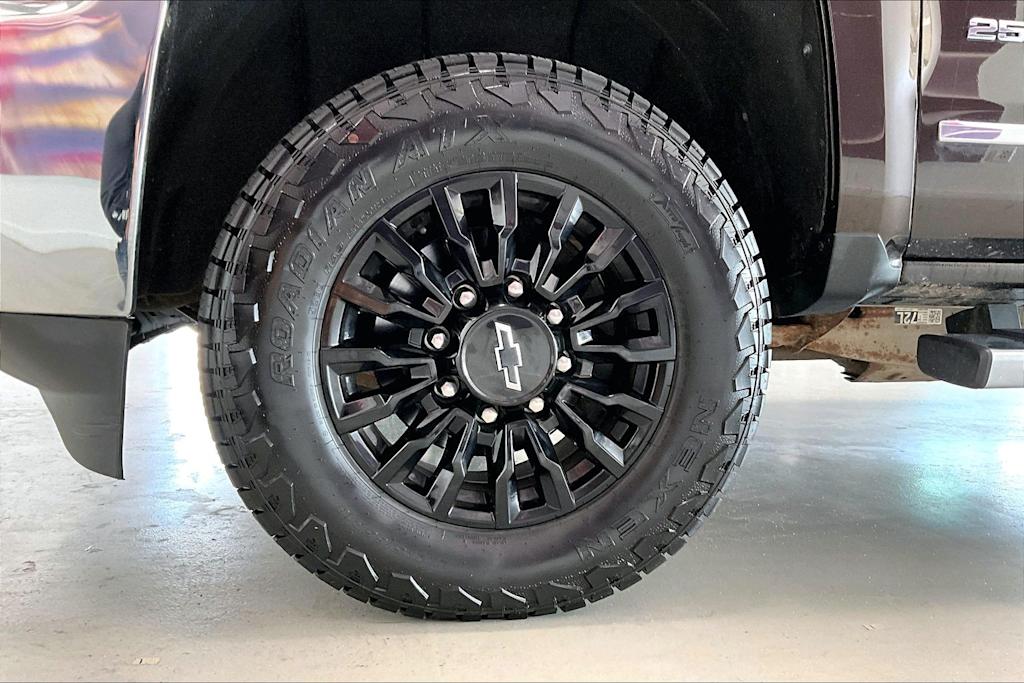 Thumbnail: 2018 Chevrolet Silverado 2500 - 8
