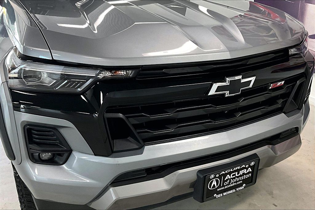 Thumbnail: 2024 Chevrolet Colorado - 30