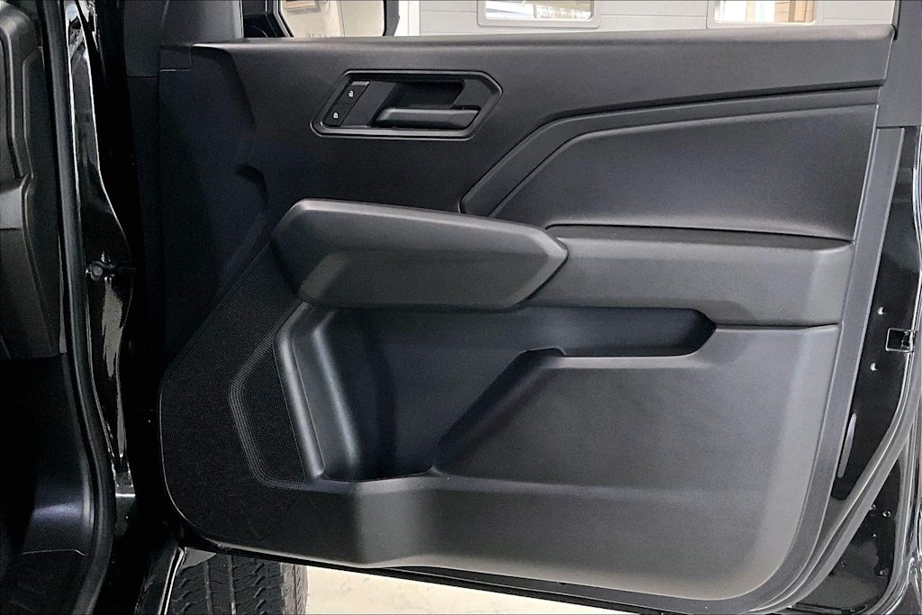 Thumbnail: 2025 Chevrolet Colorado - 26