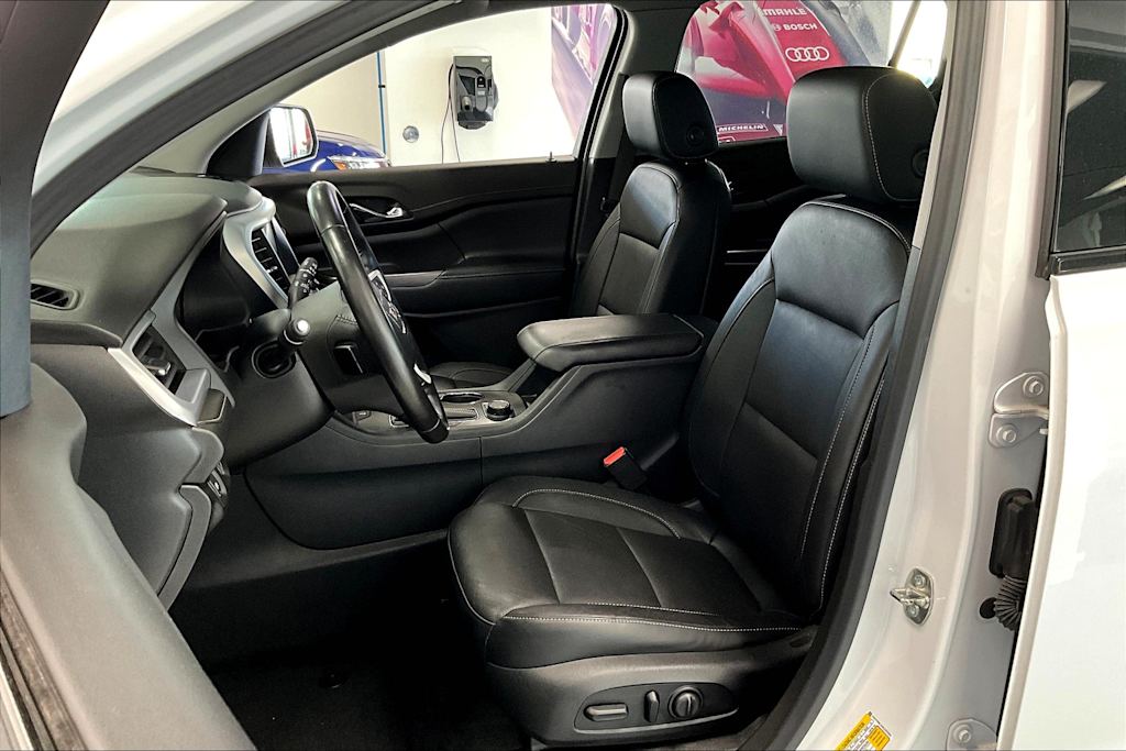 Thumbnail: 2019 GMC Acadia - 10