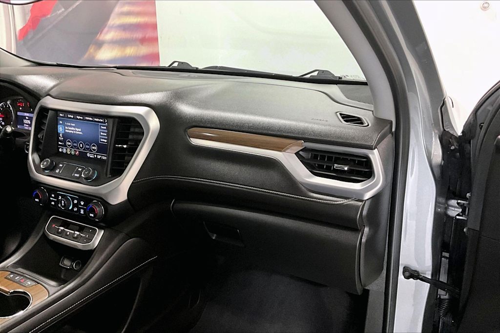 Thumbnail: 2023 GMC Acadia - 13