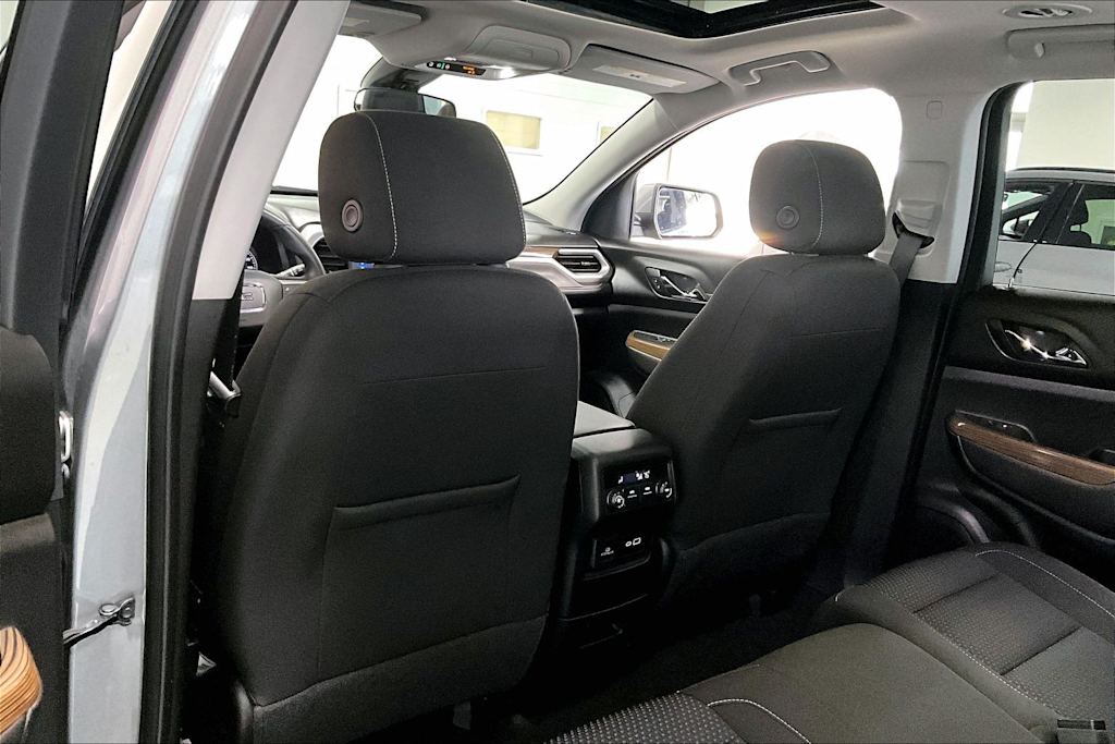 Thumbnail: 2023 GMC Acadia - 11