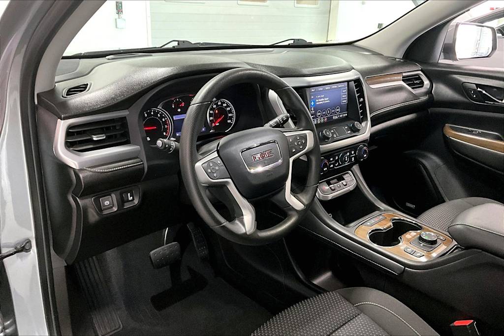 Thumbnail: 2023 GMC Acadia - 2