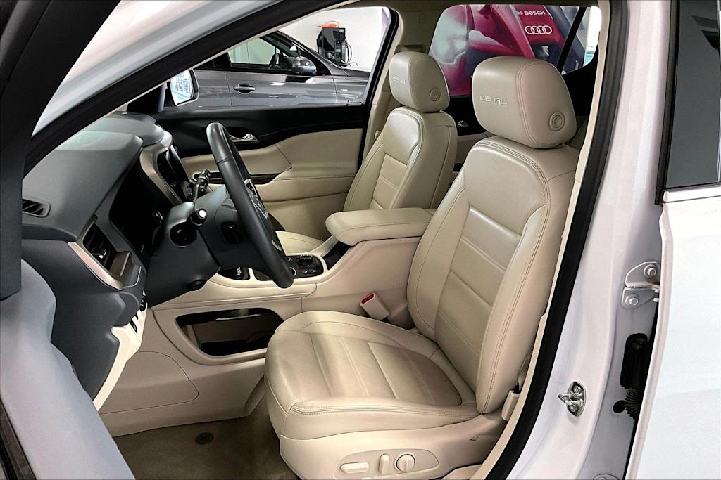 Thumbnail: 2023 GMC Acadia - 10