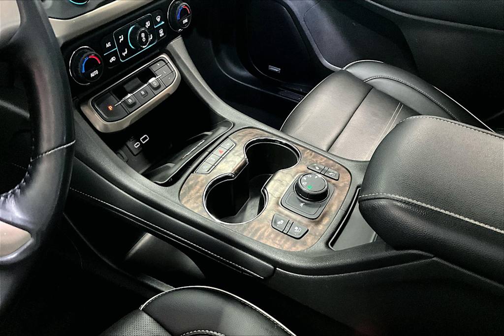 2021 GMC Acadia Denali 17