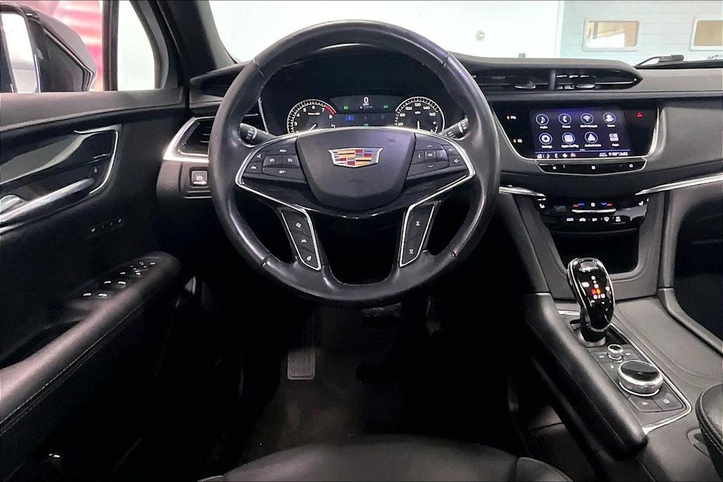 Thumbnail: 2020 Cadillac XT5 - 13