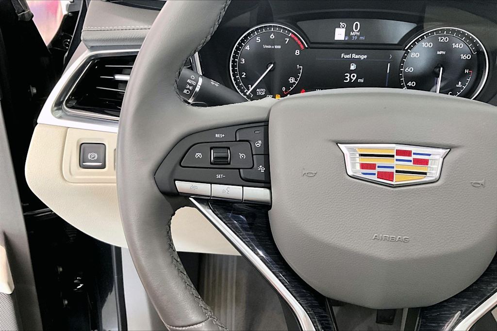 Thumbnail: 2024 Cadillac XT6 - 24