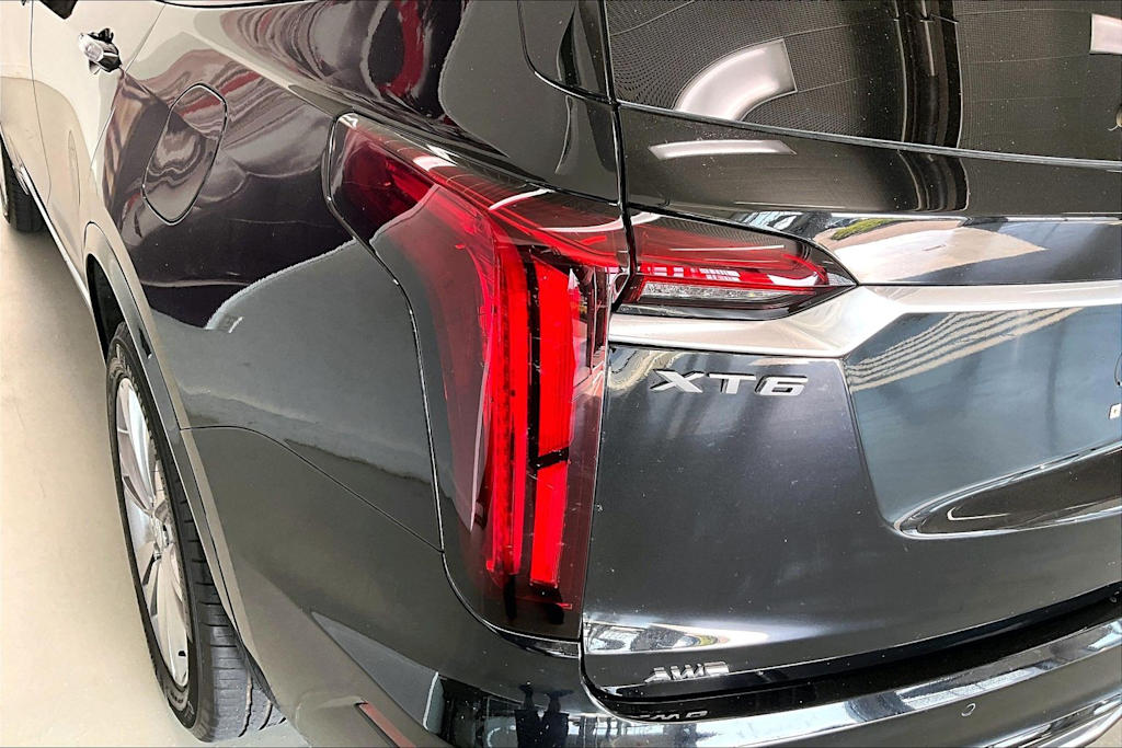 Thumbnail: 2024 Cadillac XT6 - 29