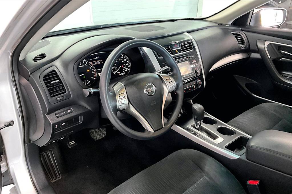 Thumbnail: 2015 Nissan Altima - 2