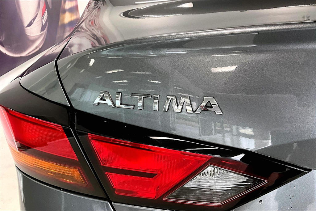 Thumbnail: 2022 Nissan Altima - 7