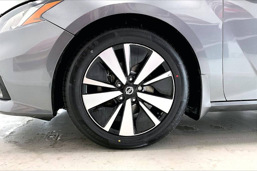 Thumbnail: 2022 Nissan Altima - 8