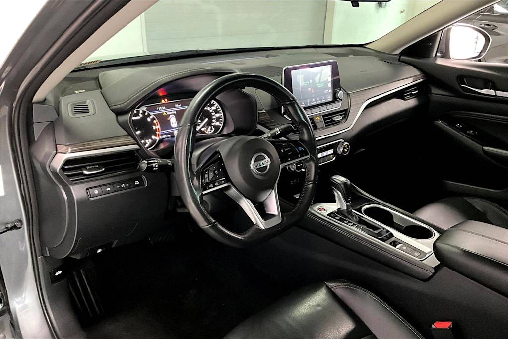 Thumbnail: 2022 Nissan Altima - 2