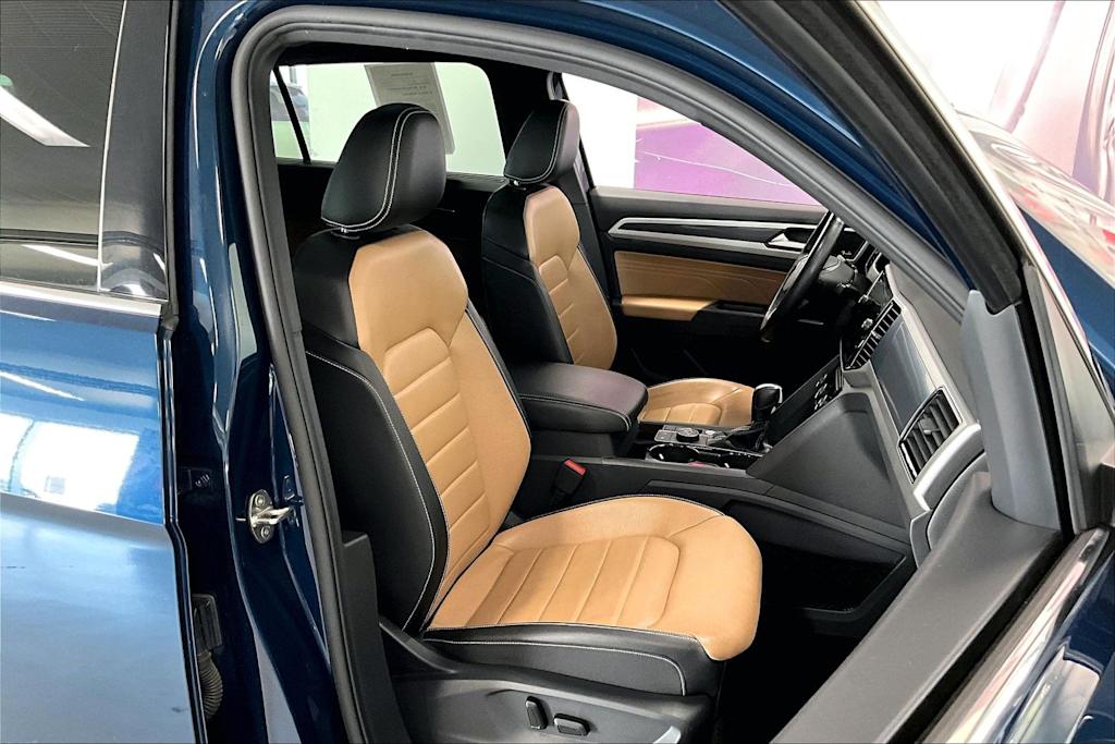 Thumbnail: 2023 Volkswagen Atlas - 9