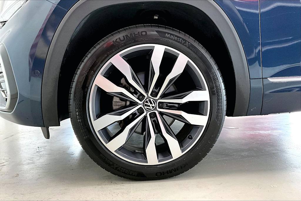 Thumbnail: 2023 Volkswagen Atlas - 7