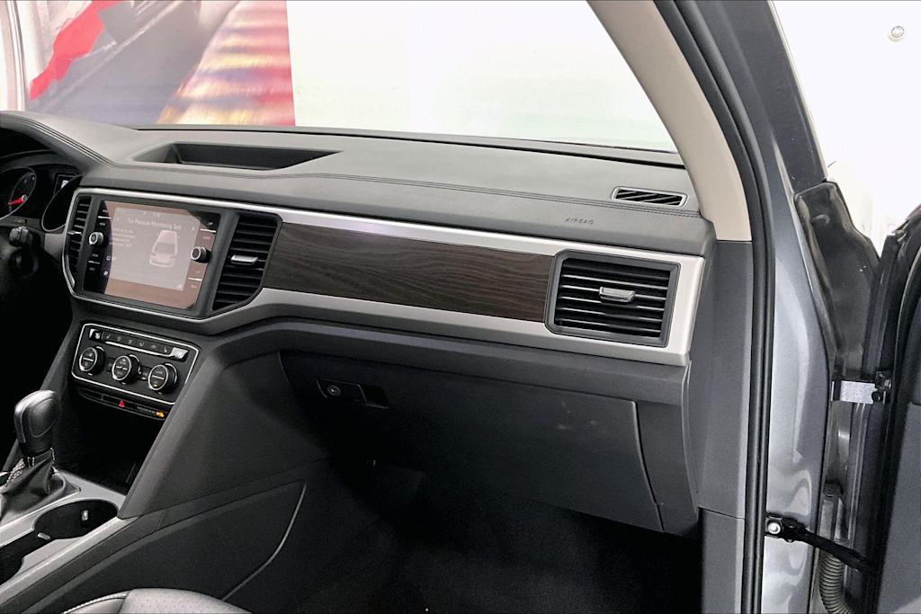 Thumbnail: 2021 Volkswagen Atlas - 22