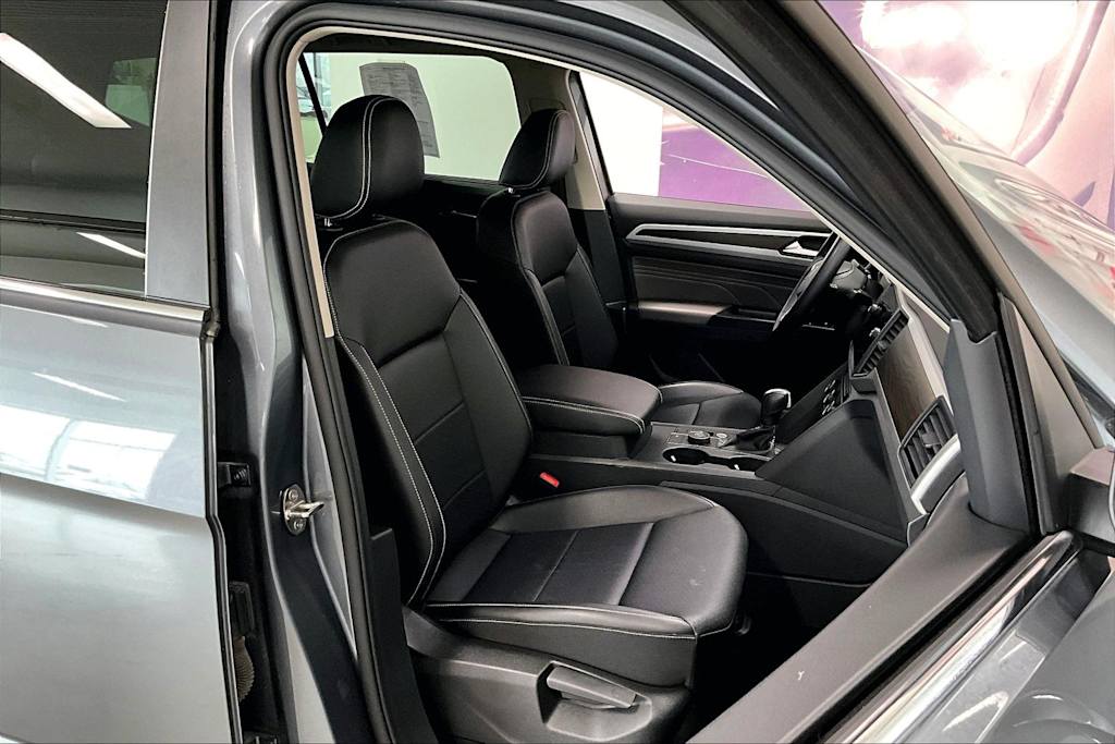 Thumbnail: 2021 Volkswagen Atlas - 10