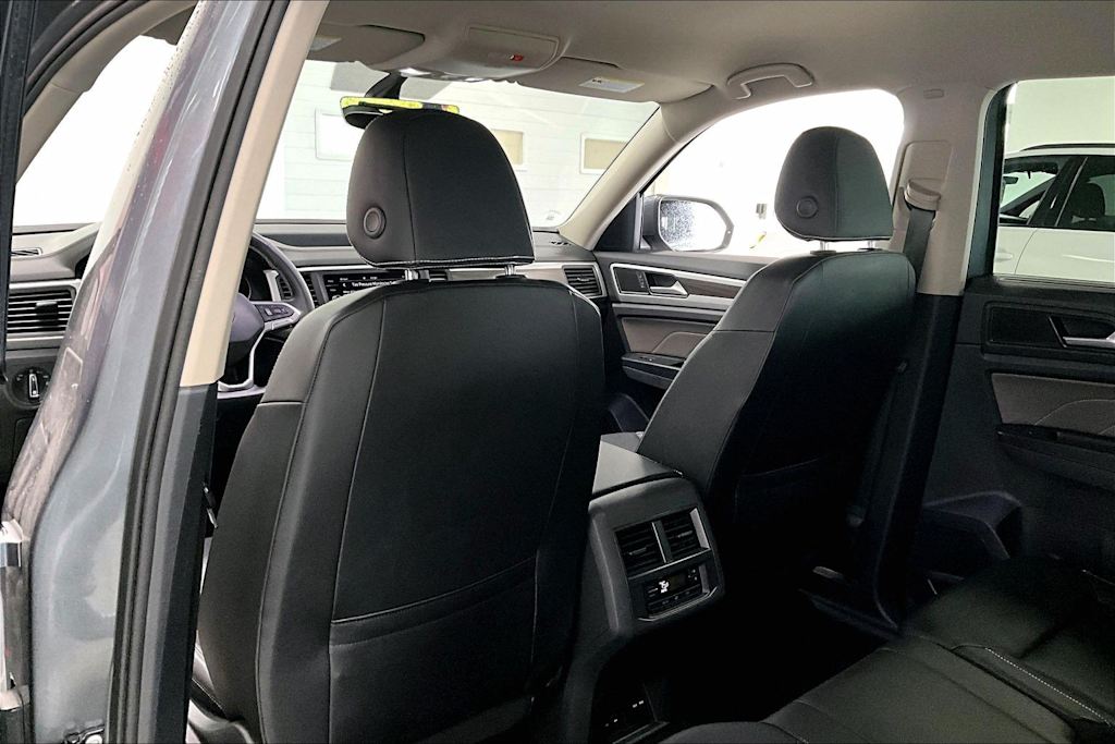 Thumbnail: 2021 Volkswagen Atlas - 20