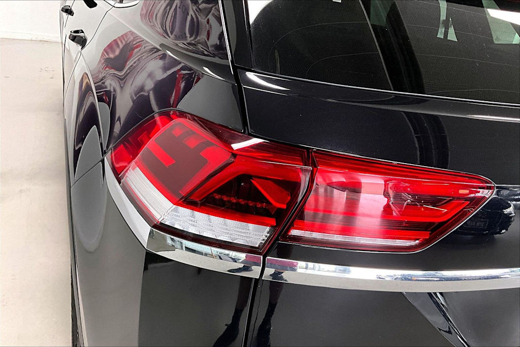Thumbnail: 2023 Volkswagen Atlas - 29