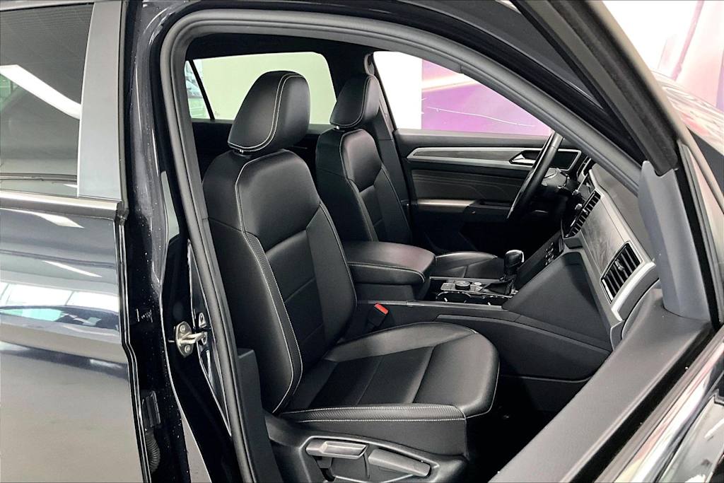 Thumbnail: 2023 Volkswagen Atlas - 10