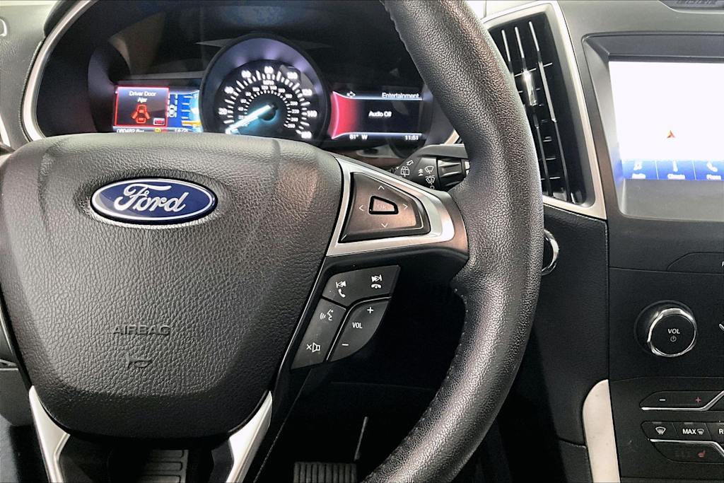 Thumbnail: 2020 Ford Edge - 24