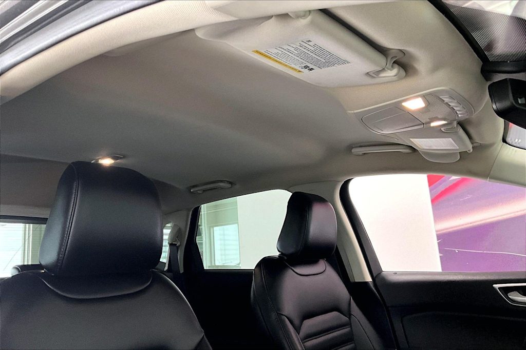 Thumbnail: 2020 Ford Edge - 28