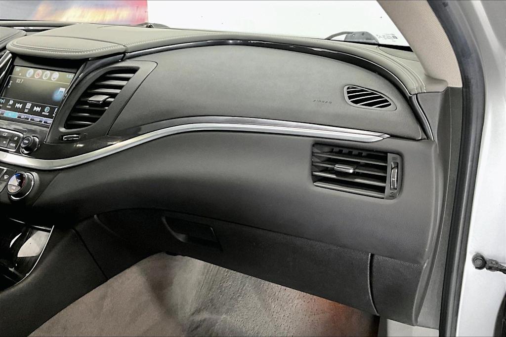 Thumbnail: 2019 Chevrolet Impala - 22