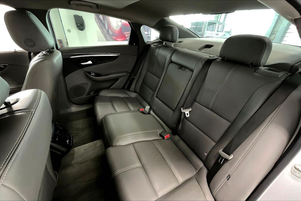 Thumbnail: 2019 Chevrolet Impala - 27