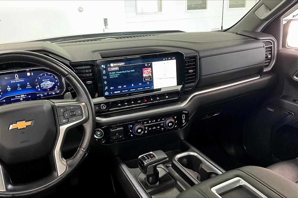 Thumbnail: 2022 Chevrolet Silverado 1500 - 13